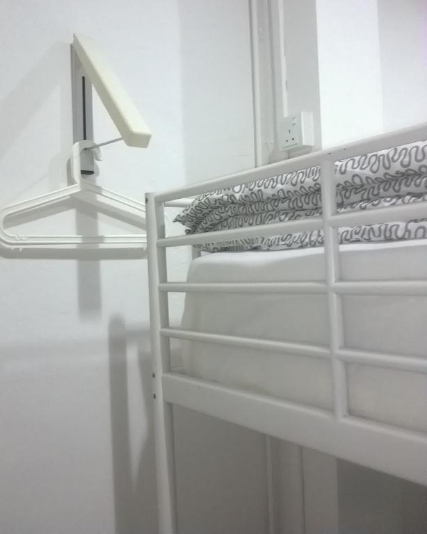 Drop Inn Singapore Room photo